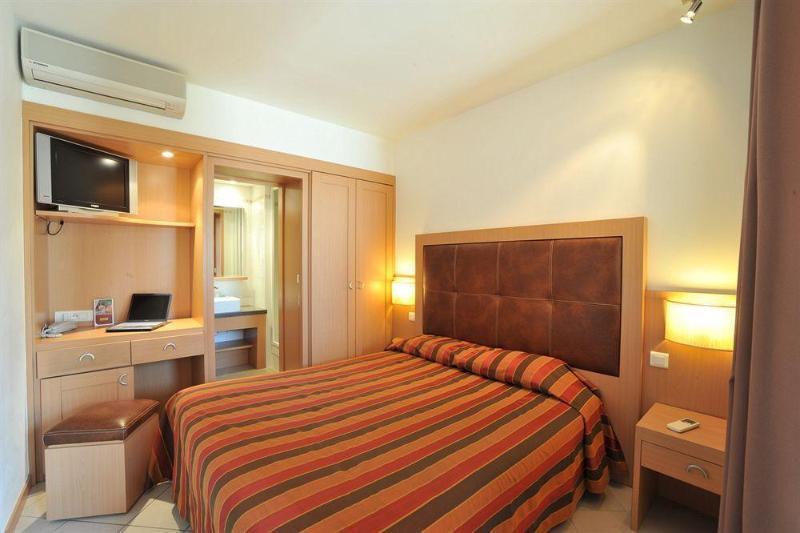Ibis Budget Cannes 무젱 외부 사진