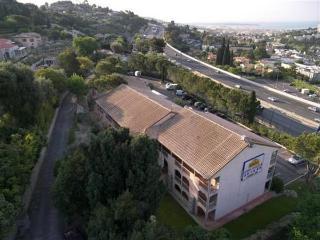 Ibis Budget Cannes 무젱 외부 사진